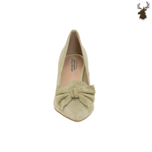 Load image into Gallery viewer, PREMIUM WOMEN OKTOBERFEST COURT SHOES PASTEL GREEN
